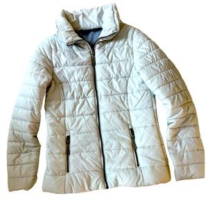 Stoic white puffer jacket. Size medium.